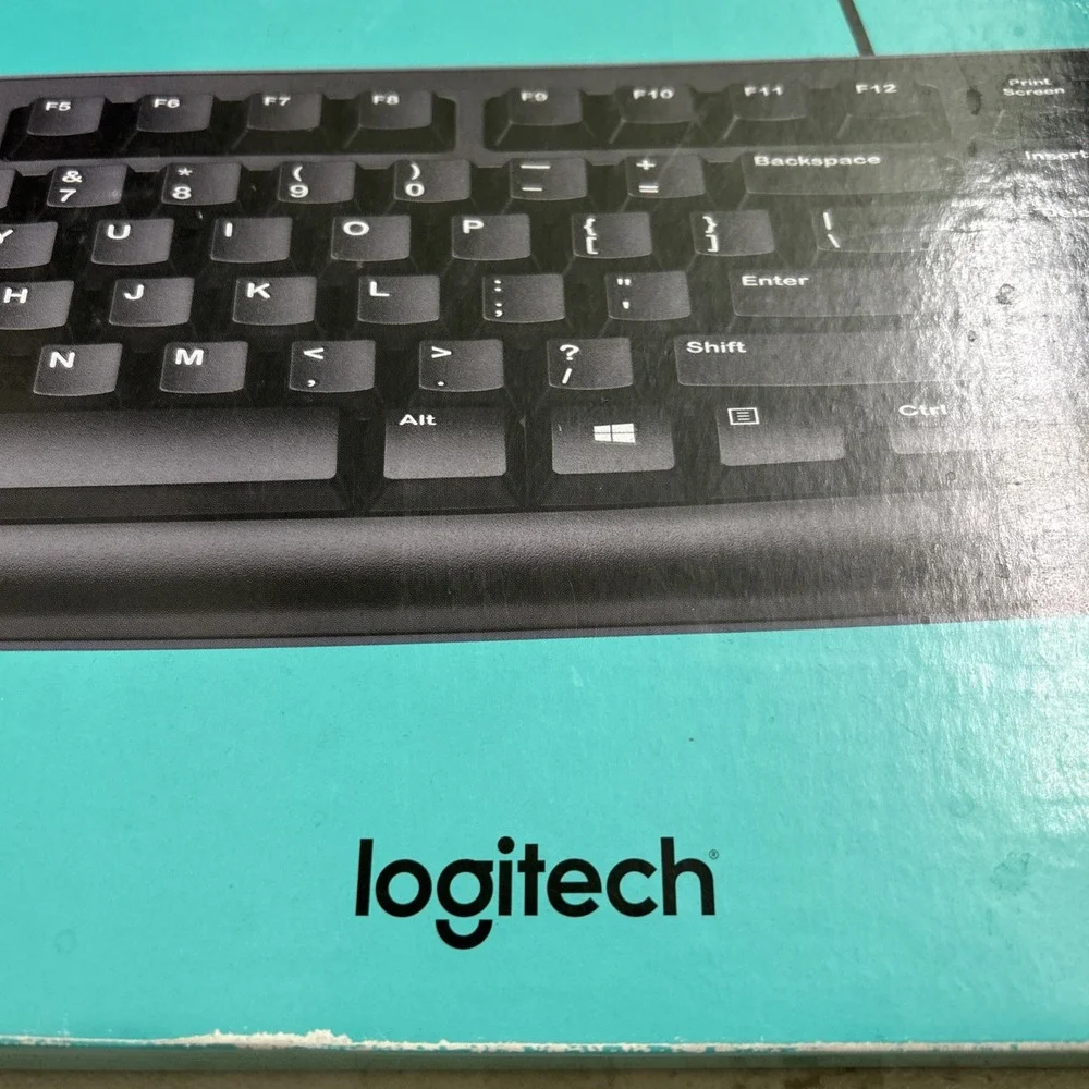 Logitech - K120 Full-size Wired Membrane Keyboard for‎ PC